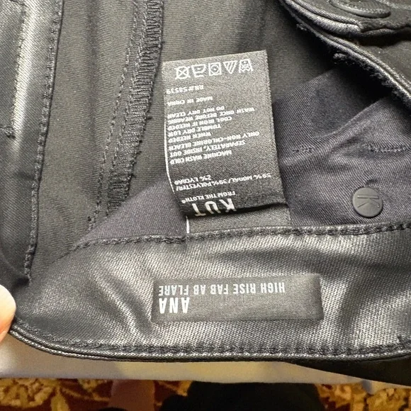 Kut From The Kloth Womens Size 16 W High Rise Fab Ab Flare Faux Black Leather - Picture 11 of 13